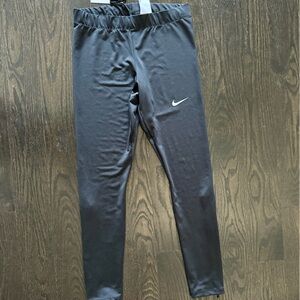NWT NIKE WOMENS BLACK LEGGINGS